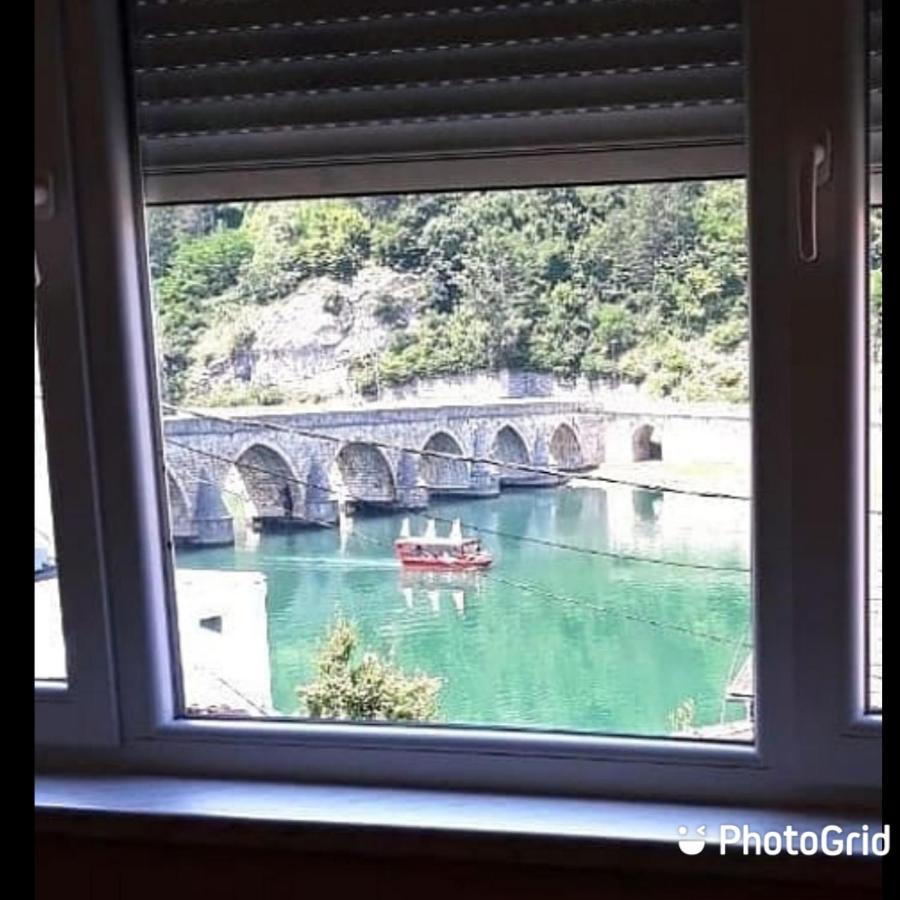 Apartman Trg Visegrad Luaran gambar